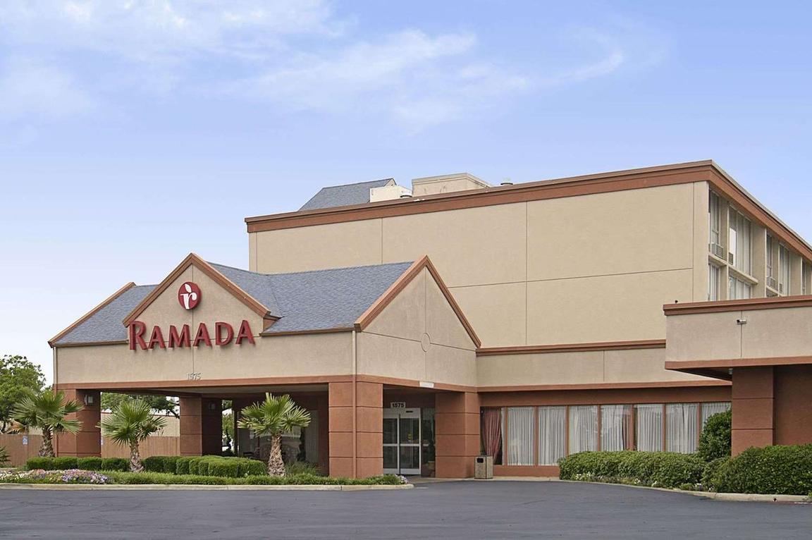 Image of Ramada Love Field