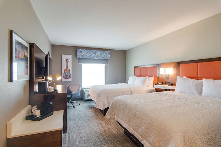 HAMPTON INN® & SUITES NASHVILLE NORTH SKYLINE - Nashville TN 3451 ...